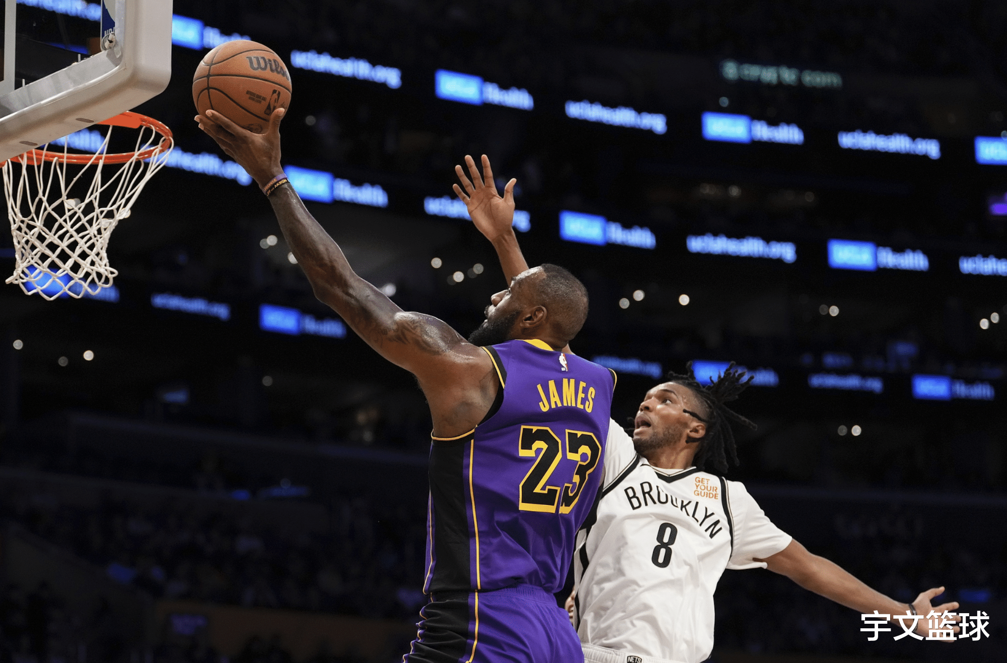 德布劳内爆冷击败篮网，出色防守引爆全场！(德布劳内经典进球)